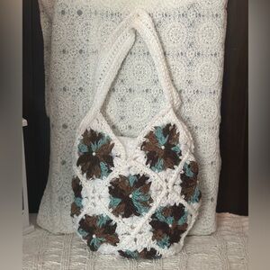 Crochet Floral Tote Bag